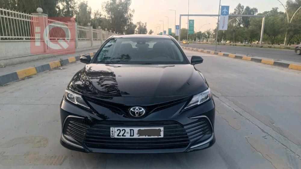 تۆیۆتا کامری